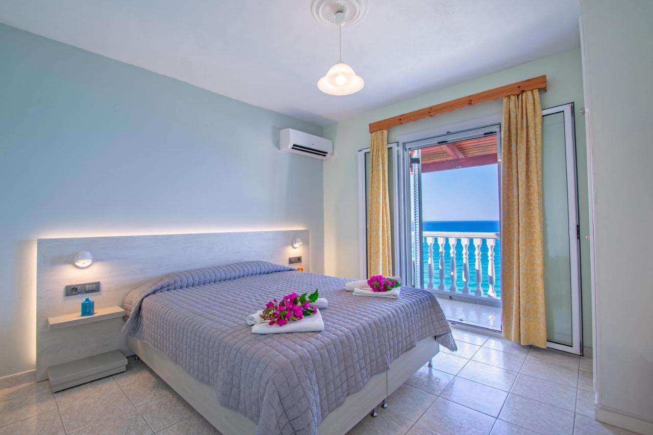 Baywatch Apartments On The Beach By "Elite" Amoudi Luaran gambar