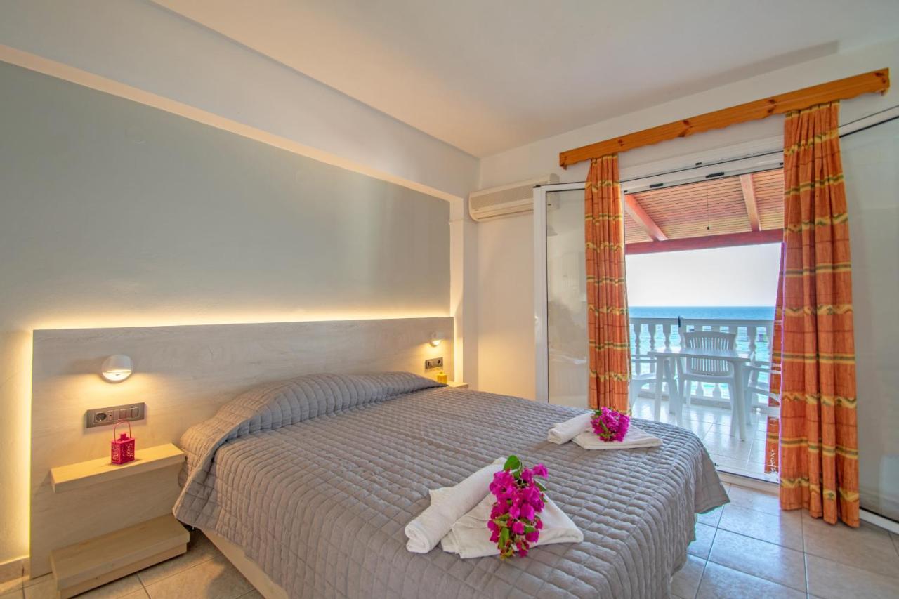 Baywatch Apartments On The Beach By "Elite" Amoudi Luaran gambar